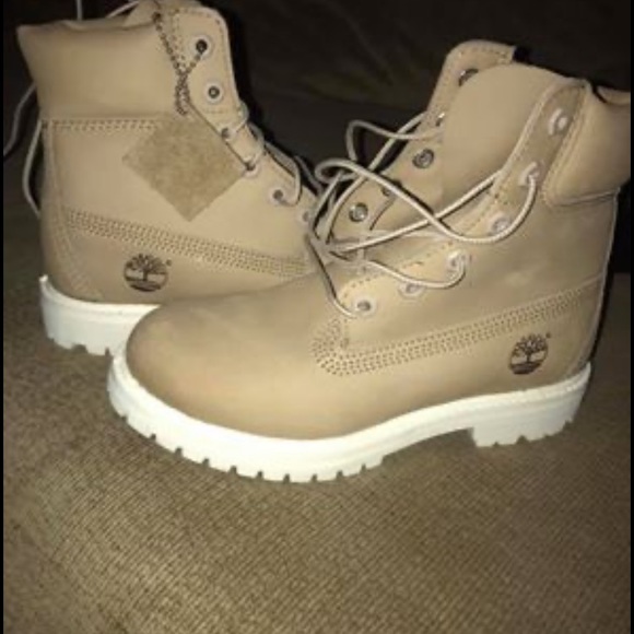 Timberlands, size 5. - Picture 1 of 1